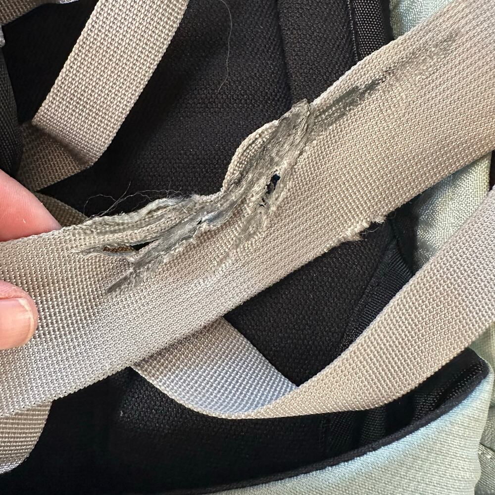 Clive Skateboard Backpack Zipper Buckles Straps Light Blue‎ Multipocket - Picture 4 of 15